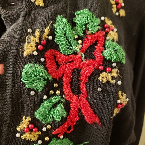 Vintage Christmas Sweater Cardigan - Picture 6 of 9